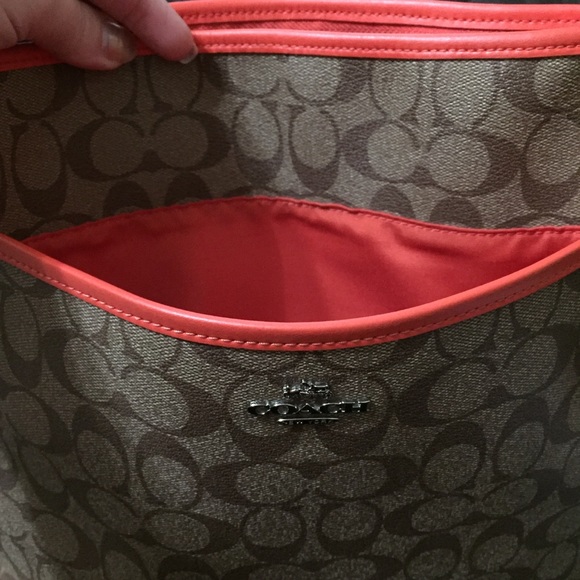 Coach Crossbody and Wallet Set - Picture 4 of 8